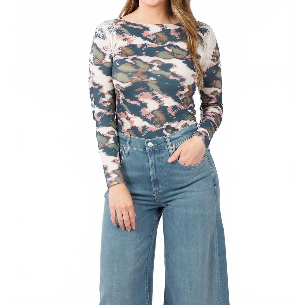 NEW AMB DESIGNS camouflage art raw edge second skin top in angora